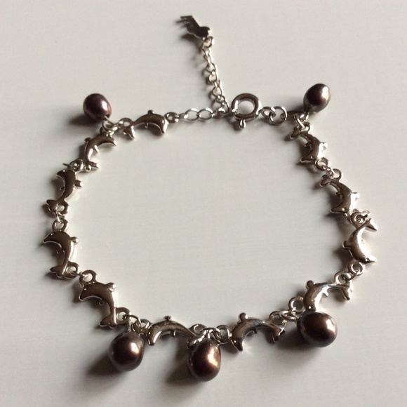 18K GP Marked White Gold Plated Dolphin Charm Bracelet - Picture 1 of 8